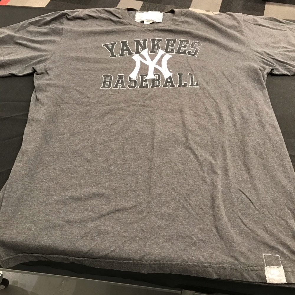 2010 Nike New York Yankees Shirt